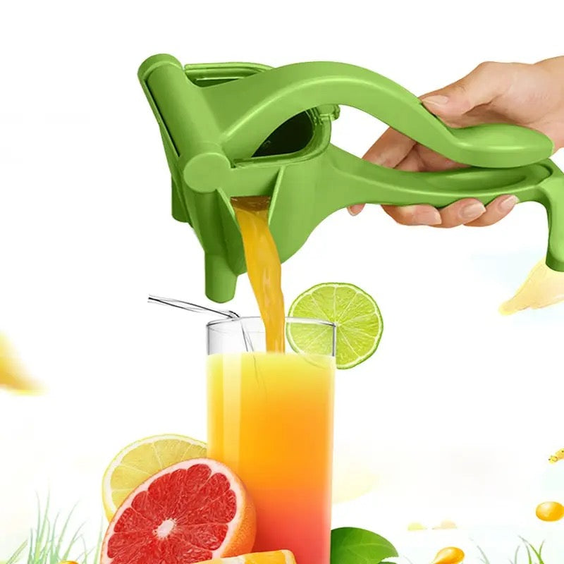 Multifunctional manual juicer suitable for oranges, lemons, watermelons and much more. Made of Polypropylene (PP) a Safe and Strong material.